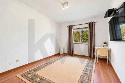 Apartamento T3 para Venda em Milheiros de Poiares