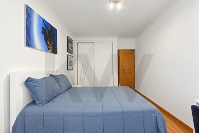 Apartamento T3 para Venda em Milheiros de Poiares