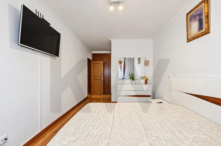 Apartamento T3 para Venda em Milheiros de Poiares Foto 16