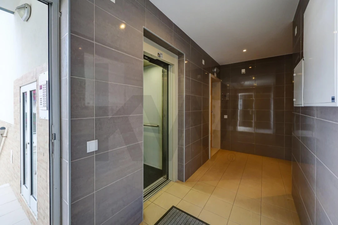 Apartamento T3 para Venda em Nazare Foto 37