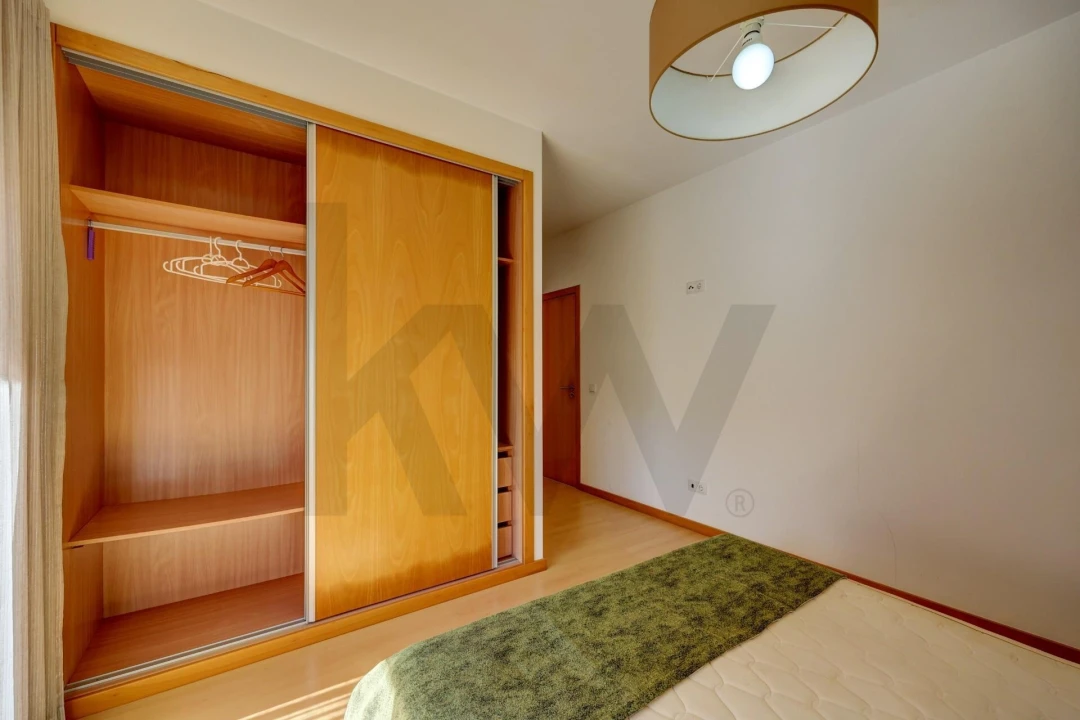 Apartamento T3 para Venda em Nazare Foto 24