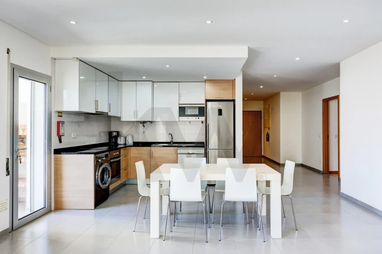 Apartamento T3 para Venda em Nazare Foto 7
