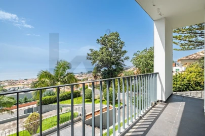 Moradia T3 para Venda em Funchal (Santa Luzia)