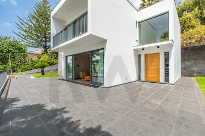 Moradia T3 para Venda em Funchal (Santa Luzia)