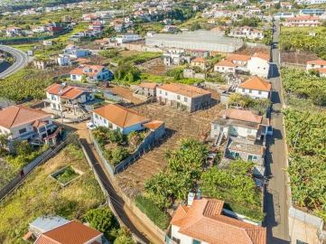 Moradia T5 para Venda em Estreito da Calheta