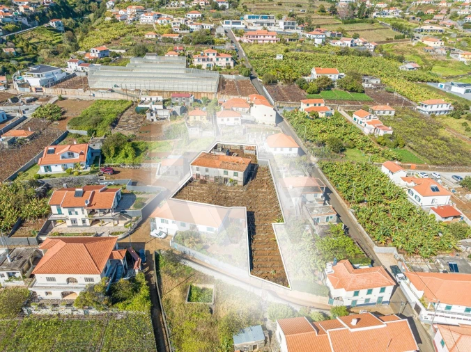 Moradia T5 para Venda em Estreito da Calheta Foto 12