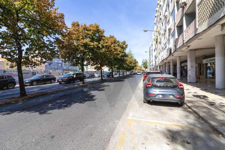 Apartamento T2 para Venda em Arroios Foto 26