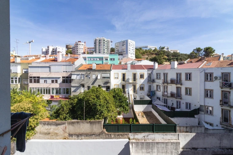 Apartamento T2 para Venda em Arroios Foto 22