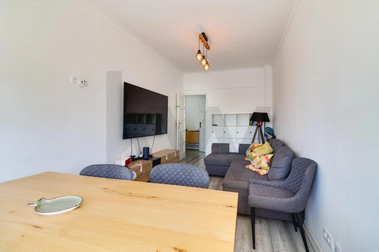 Apartamento T2 para Venda em Arroios Foto 3