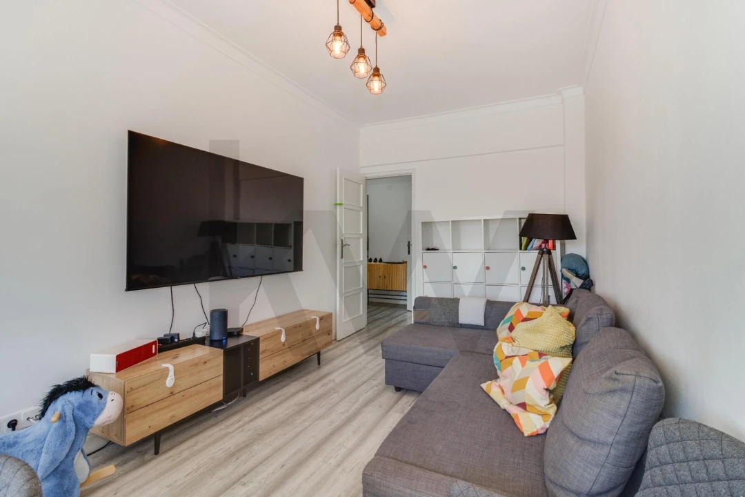 Apartamento T2 para Venda em Arroios Foto 2