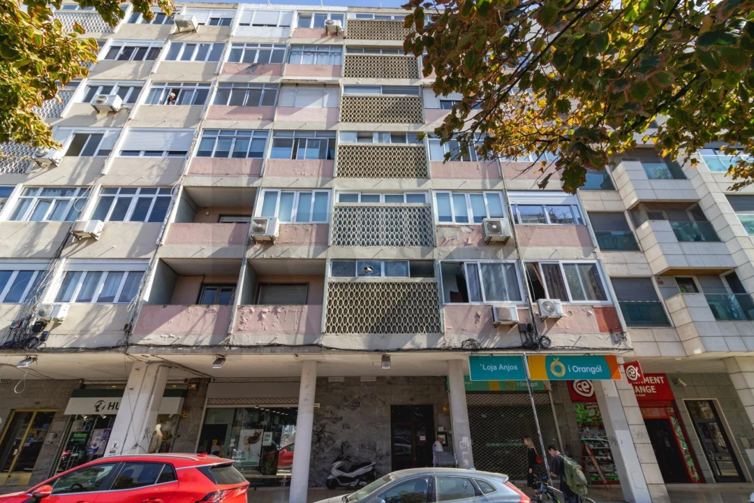 Apartamento T2 para Venda em Arroios Foto 24