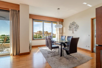 Apartamento T3 para Venda em Aldoar, Foz do Douro e Nevogilde