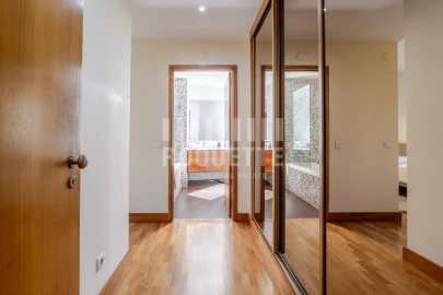 Apartamento T3 para Venda em Aldoar, Foz do Douro e Nevogilde