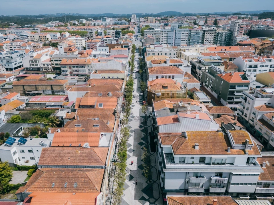 Apartamento T2 para Arrendamento em Espinho Foto 18