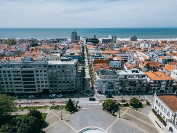 Apartamento T2 para Arrendamento em Espinho
