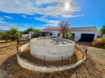 Negócio para Venda em Luz de Tavira e Santo Estêvão