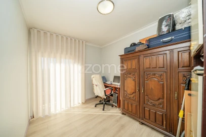 Apartamento T3 para Venda em Ferreiros e Gondizalves