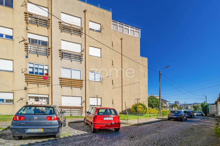 Apartamento T3 para Venda em Ferreiros e Gondizalves Foto 5