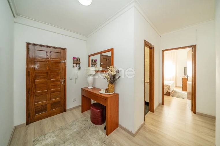 Apartamento T3 para Venda em Ferreiros e Gondizalves Foto 6