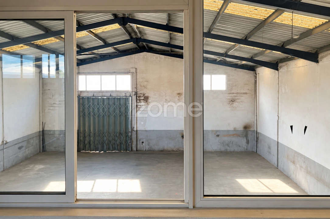 Terreno Comércio / Armazém para Arrendamento em Canelas Foto 12