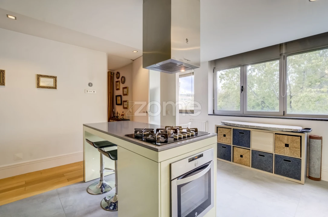 Apartamento T3 para Arrendamento em Oliveira, São Paio e São Sebastião Foto 9