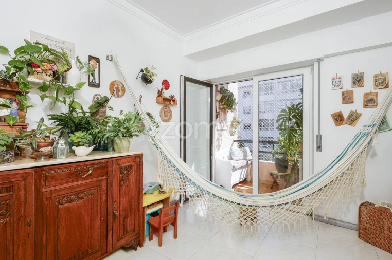 Apartamento T2 para Venda em São Domingos de Rana Foto 4