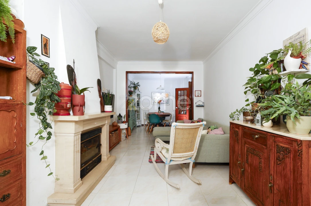 Apartamento T2 para Venda em São Domingos de Rana Foto 18