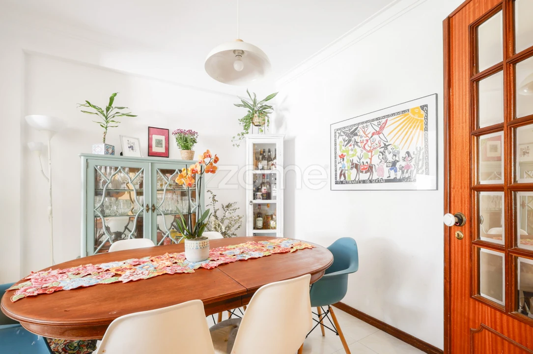 Apartamento T2 para Venda em São Domingos de Rana Foto 13