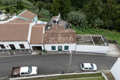 Moradia T2 para Venda em Povoação