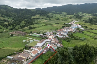 Moradia T2 para Venda em Povoação