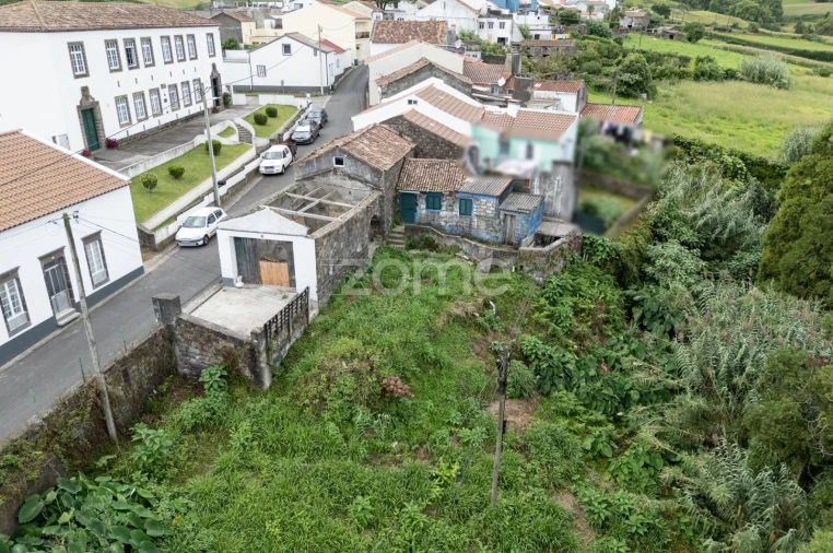 Moradia T2 para Venda em Povoação Foto 17