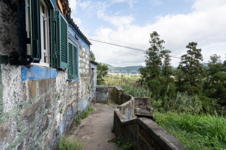 Moradia T2 para Venda em Povoação Foto 24