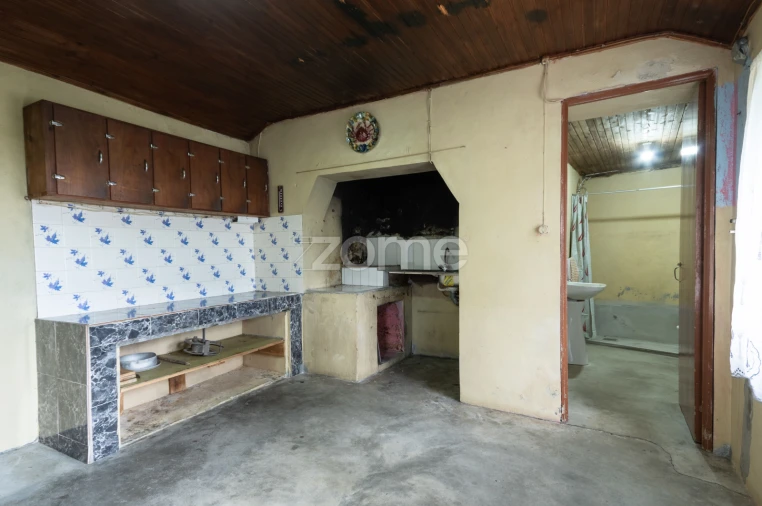 Moradia T2 para Venda em Povoação Foto 12