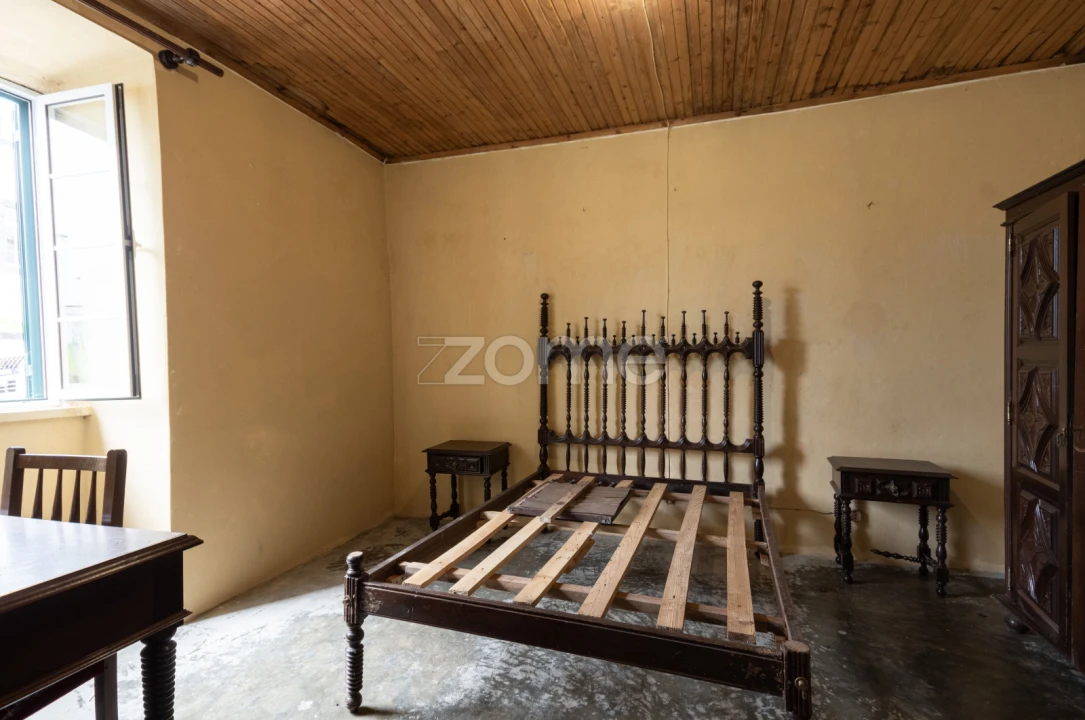 Moradia T2 para Venda em Povoação Foto 9
