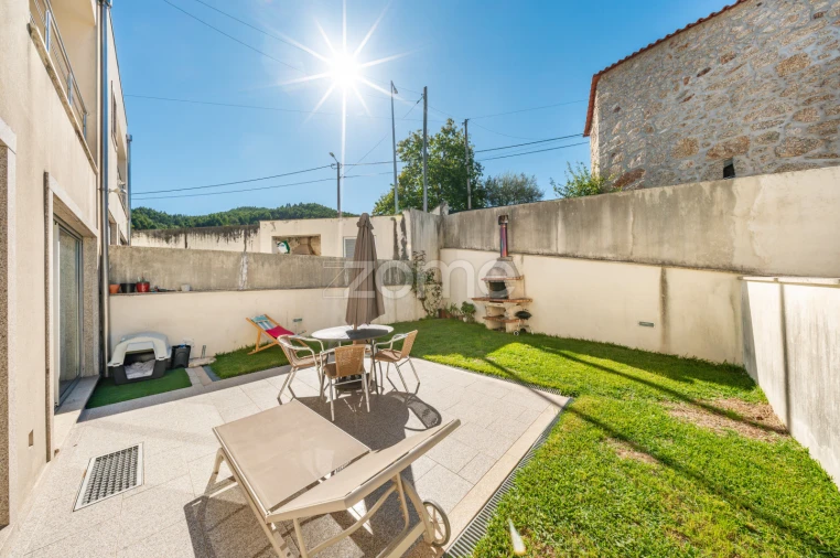 Moradia T5 para Venda em Este (São Pedro e São Mamede) Foto 13