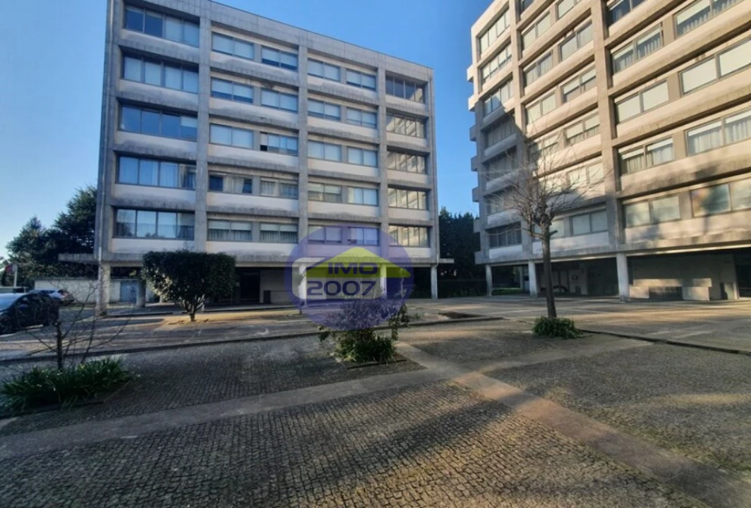 Apartamento T2 para Venda em Moreira Foto 1