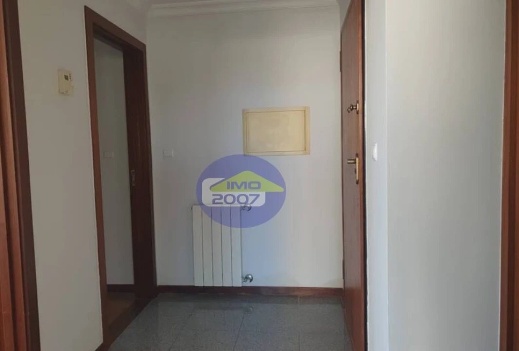 Apartamento T2 para Venda em Moreira Foto 5