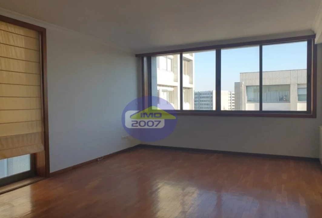Apartamento T2 para Venda em Moreira Foto 8