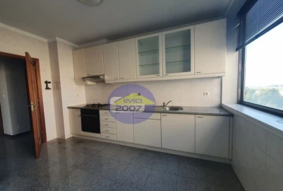 Apartamento T2 para Venda em Moreira