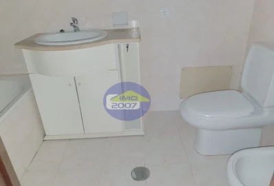 Apartamento T2 para Venda em Moreira
