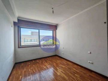Apartamento T2 para Venda em Moreira