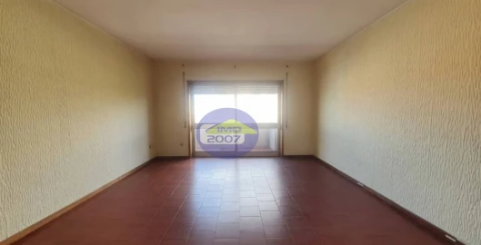 Apartamento T3 para Venda em Oliveira do Douro