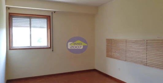 Apartamento T3 para Venda em Oliveira do Douro