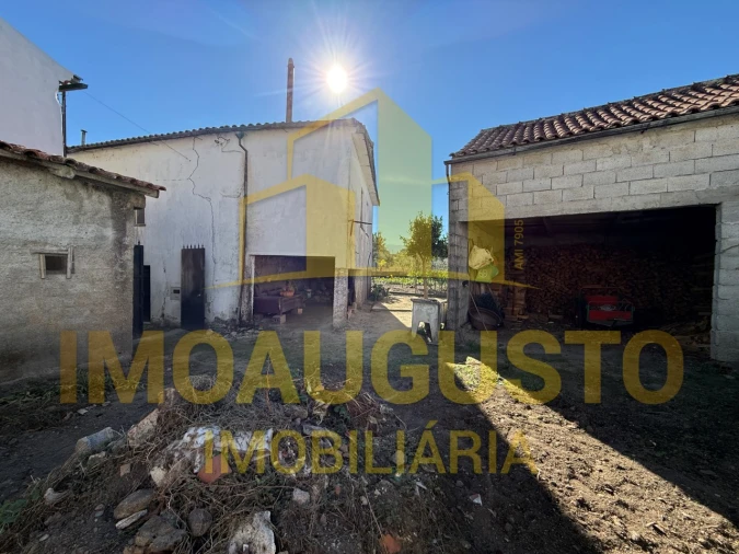 Moradia T3 para Venda em Tourais e Lajes Foto 21