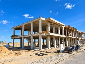 Moradia T3 para Venda em Charneca de Caparica e Sobreda