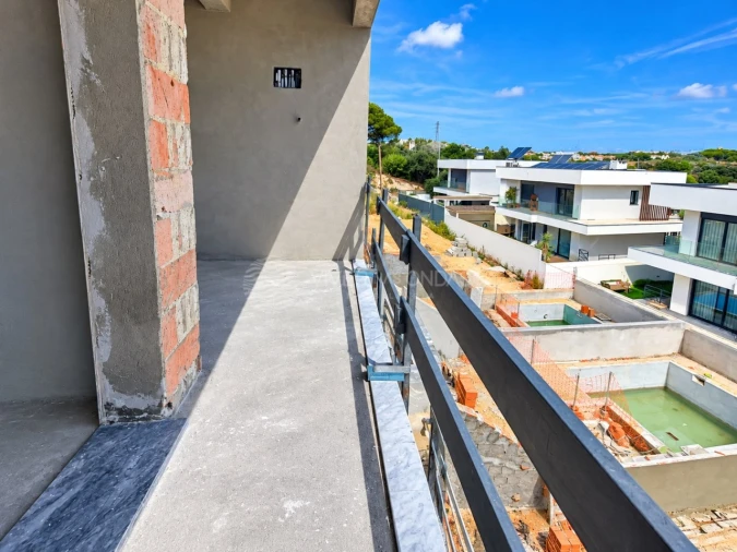 Moradia T3 para Venda em Charneca de Caparica e Sobreda Foto 18