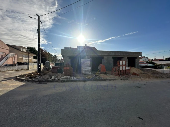 Moradia T2 para Venda em Fernao Ferro Foto 6