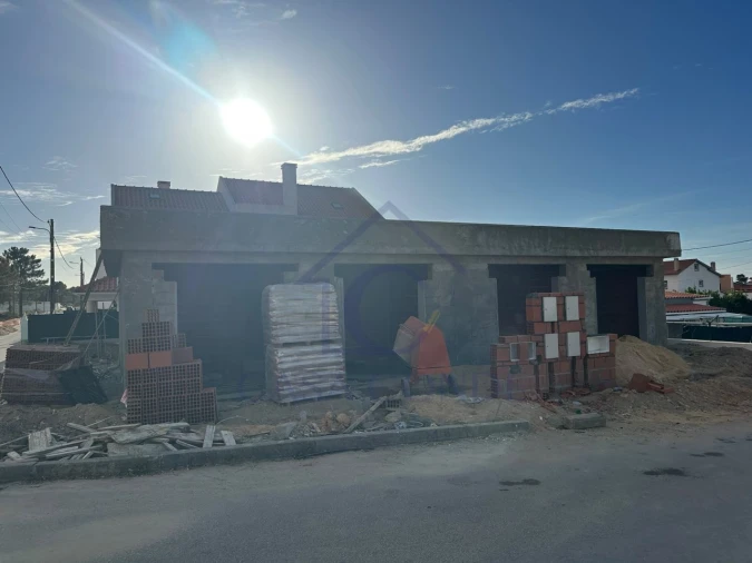 Moradia T2 para Venda em Fernao Ferro Foto 7