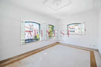 Apartamento T4 para Arrendamento em Cascais e Estoril