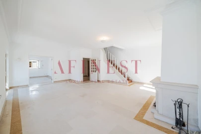 Apartamento T4 para Arrendamento em Cascais e Estoril